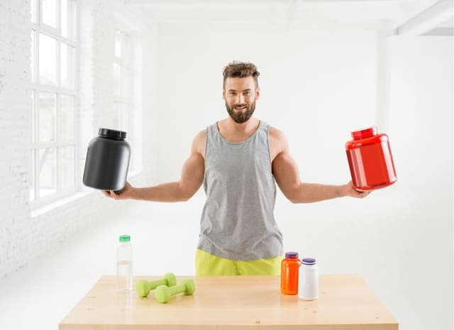 Micronized Creatine vs. Regular Creatine: What’s the Difference and Why It Matters for Choosing the Best Creatine